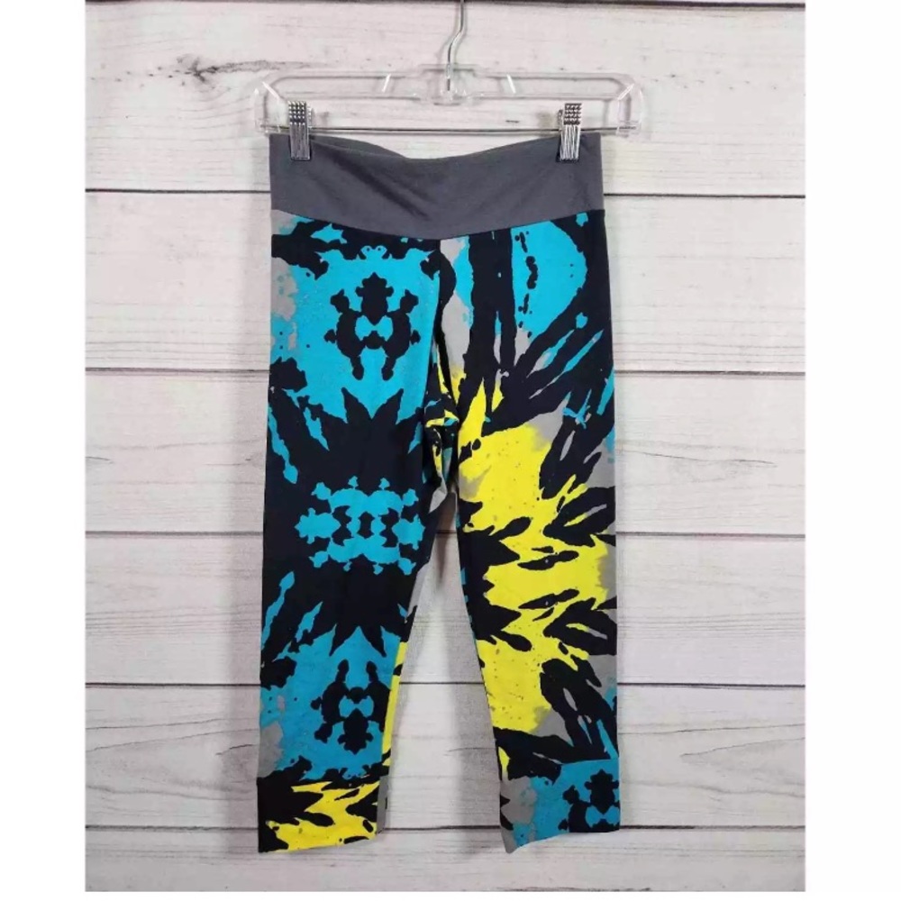Puma cropped work out leggings sz xs
